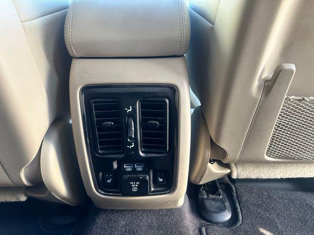 used 2018 Jeep Grand Cherokee car, priced at $17,593