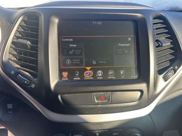 used 2018 Jeep Cherokee car, priced at $15,495