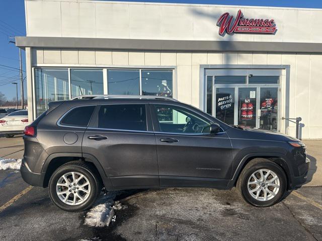 used 2018 Jeep Cherokee car, priced at $15,495