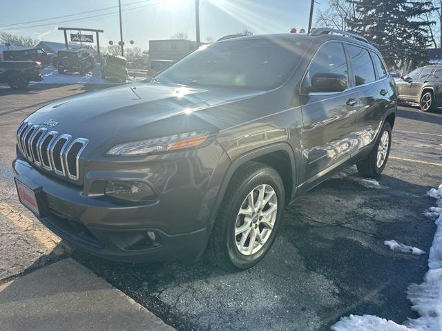 used 2018 Jeep Cherokee car, priced at $15,495