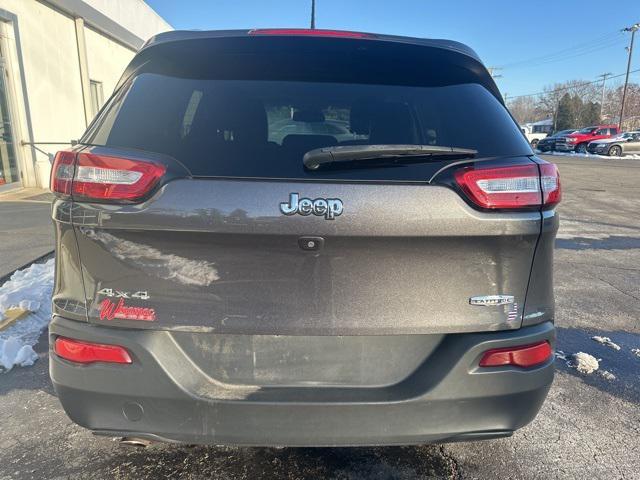 used 2018 Jeep Cherokee car, priced at $15,495