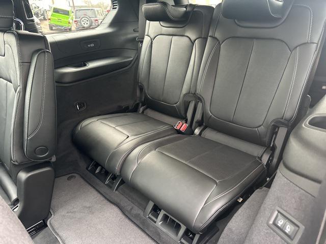 new 2025 Jeep Grand Cherokee L car, priced at $62,580