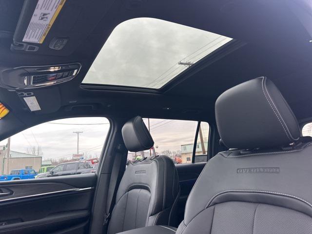 new 2025 Jeep Grand Cherokee L car, priced at $62,580