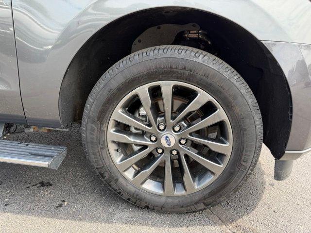 used 2021 Ford Expedition Max car, priced at $30,064