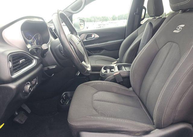 used 2018 Chrysler Pacifica car, priced at $16,995