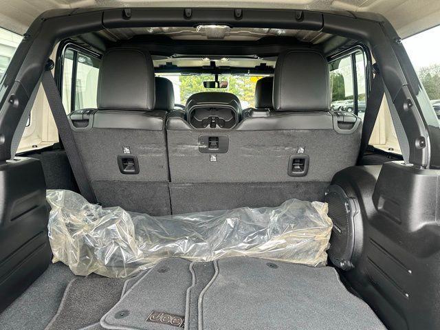 used 2022 Jeep Wrangler Unlimited car, priced at $35,500