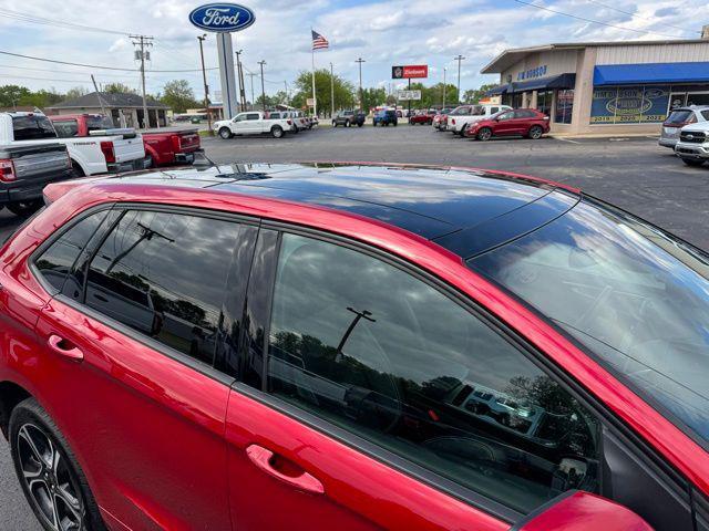 used 2024 Ford Edge car, priced at $34,885