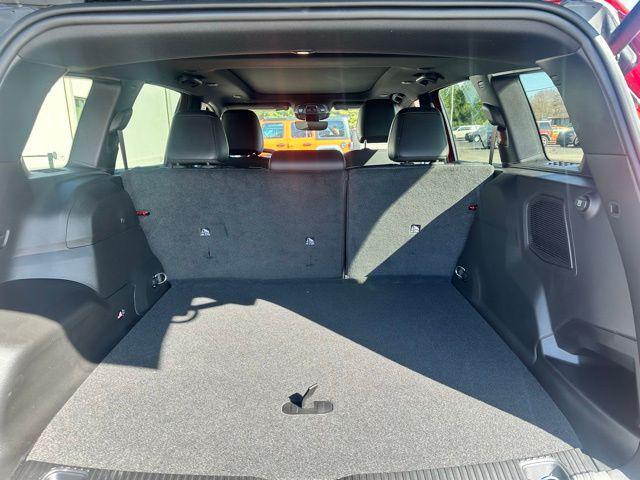 new 2026 Jeep Cherokee car, priced at $45,990