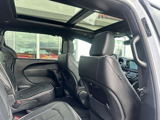 used 2025 Chrysler Pacifica car, priced at $35,997