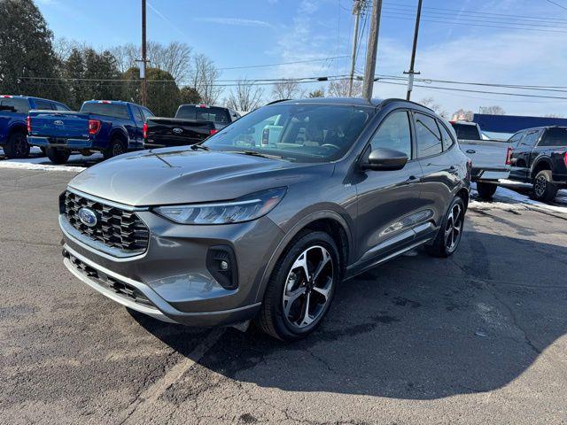 used 2023 Ford Escape car, priced at $24,999