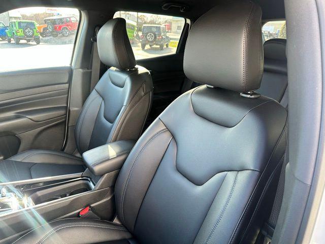 new 2026 Jeep Compass car, priced at $36,580