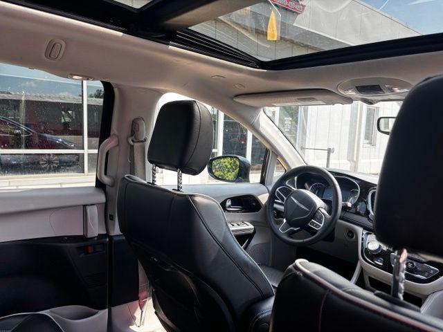 used 2023 Chrysler Pacifica Hybrid car, priced at $26,828
