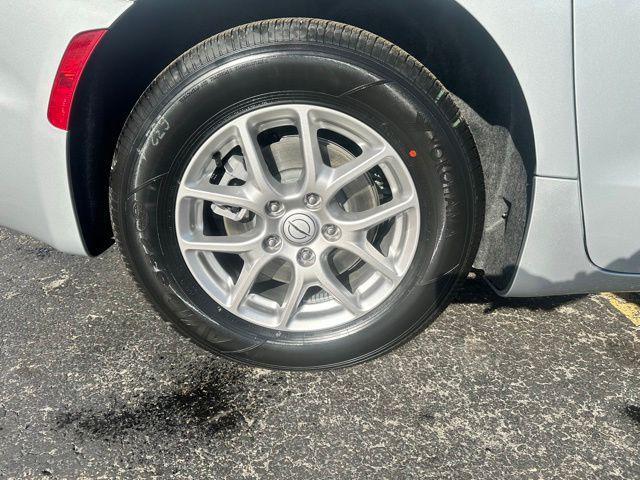 new 2026 Chrysler Pacifica car, priced at $45,735