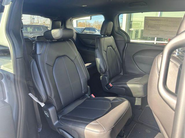 new 2026 Chrysler Pacifica car, priced at $45,735