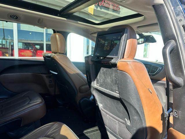 used 2018 Chrysler Pacifica car, priced at $15,550