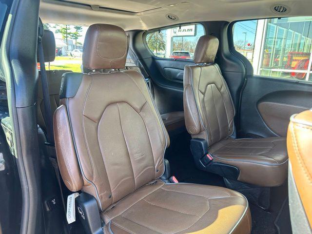 used 2018 Chrysler Pacifica car, priced at $15,550