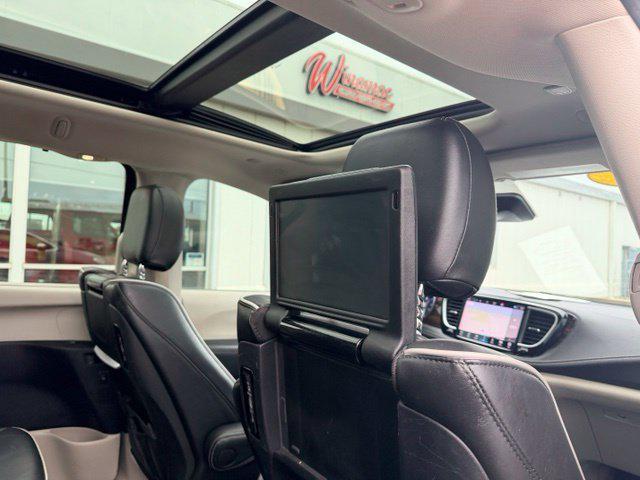 used 2022 Chrysler Pacifica car, priced at $30,357