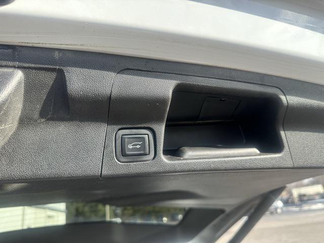 used 2020 GMC Acadia car, priced at $23,155