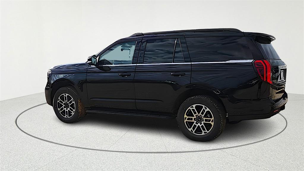 new 2025 Ford Expedition car, priced at $62,383