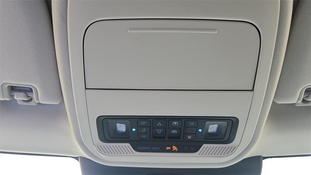 new 2025 Ford Expedition car, priced at $62,383