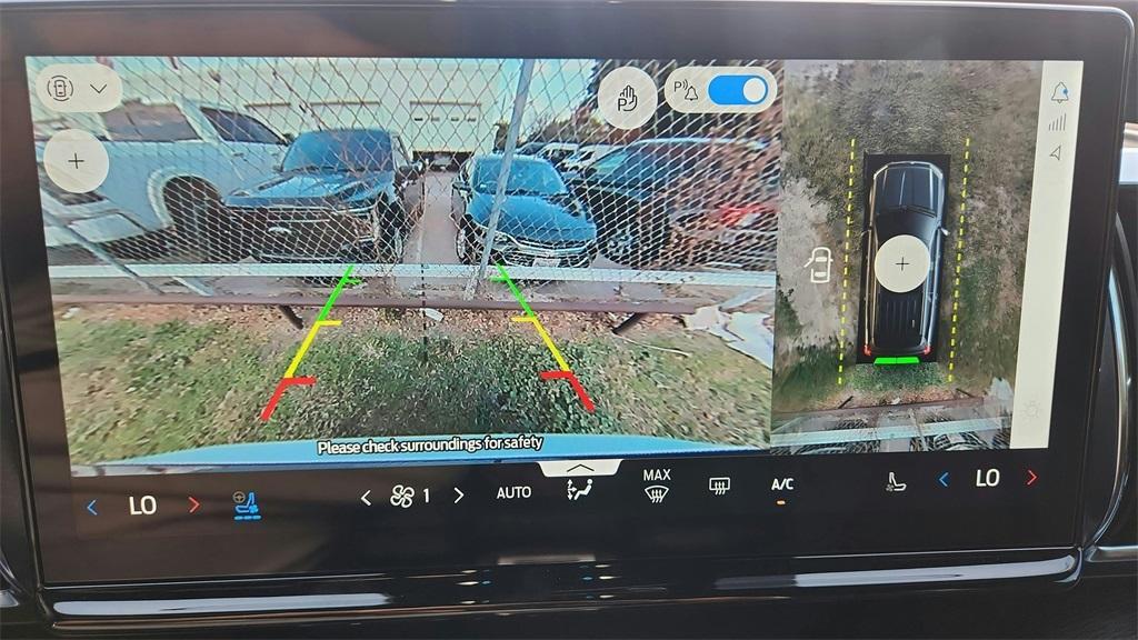 new 2025 Ford Expedition car, priced at $76,336