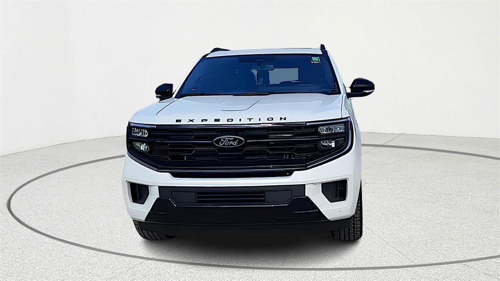 new 2025 Ford Expedition car, priced at $76,336