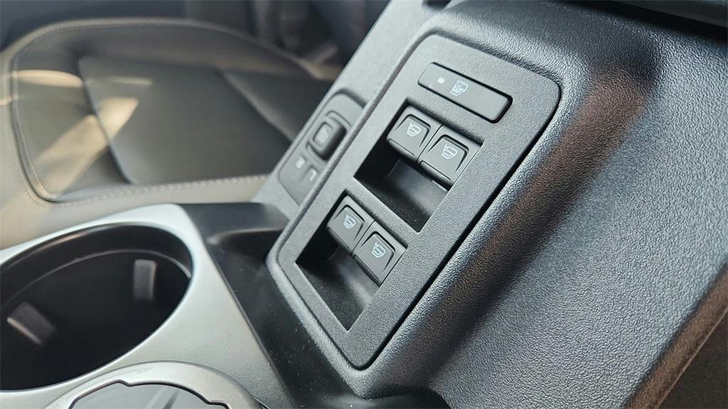 new 2025 Ford Bronco car, priced at $51,688