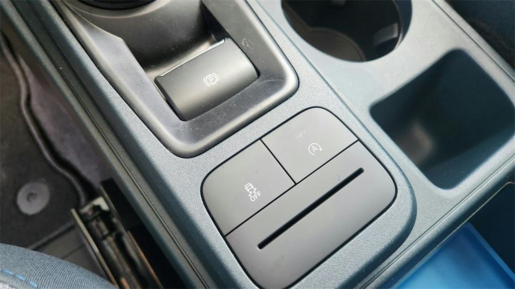 new 2025 Ford Maverick car, priced at $29,908