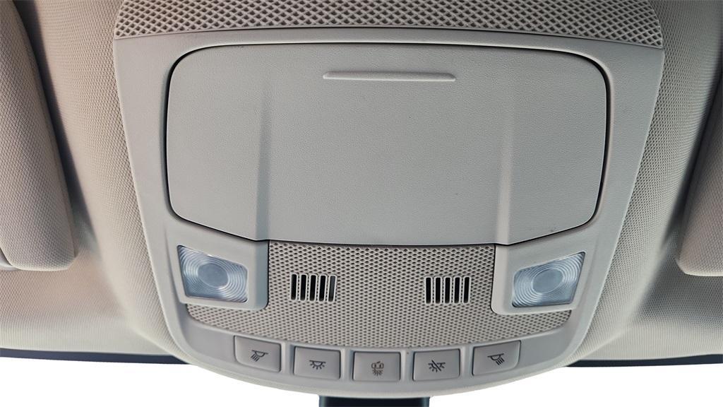 used 2024 Ford Edge car, priced at $19,988