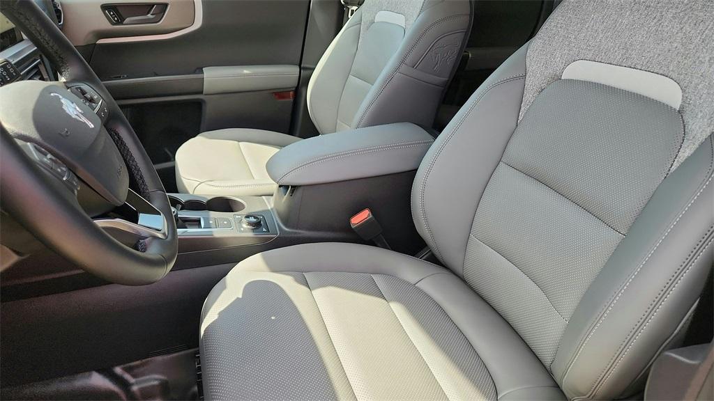 new 2025 Ford Bronco Sport car, priced at $33,177