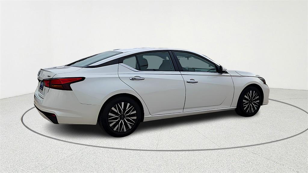 used 2023 Nissan Altima car, priced at $17,500