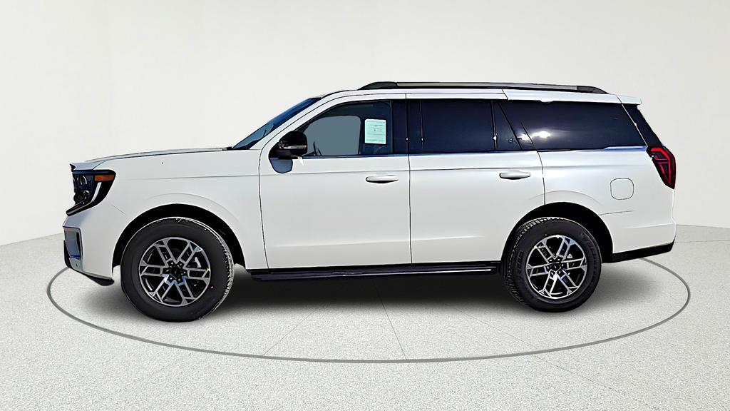 new 2025 Ford Expedition car, priced at $65,035