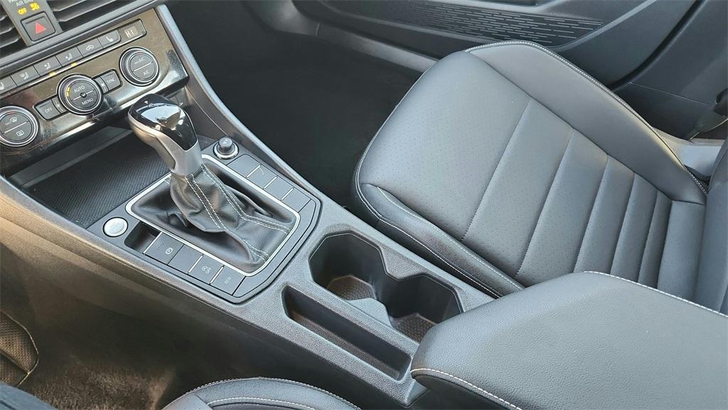 used 2024 Volkswagen Jetta car, priced at $16,988