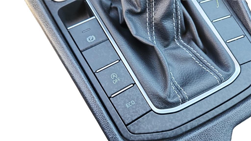 used 2024 Volkswagen Jetta car, priced at $16,988