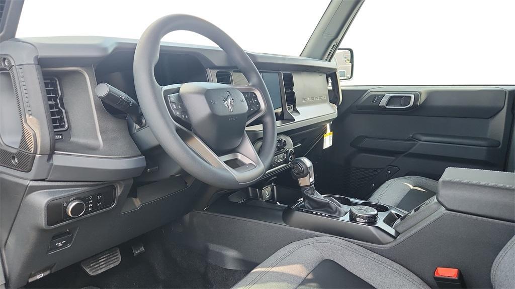 new 2025 Ford Bronco car, priced at $45,074