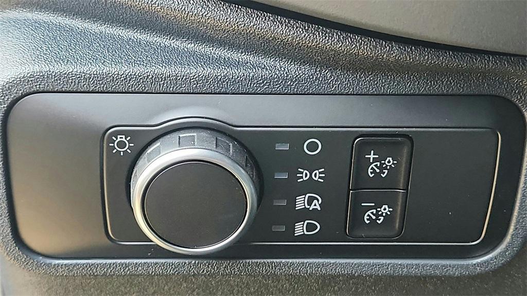 new 2025 Ford Bronco car, priced at $45,074