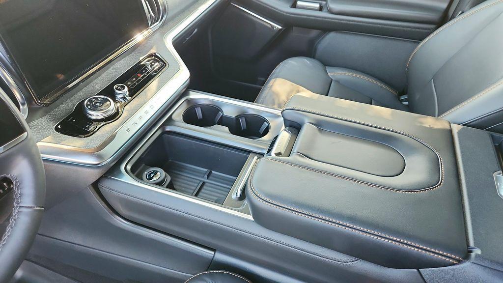 new 2026 Ford Expedition car, priced at $84,800