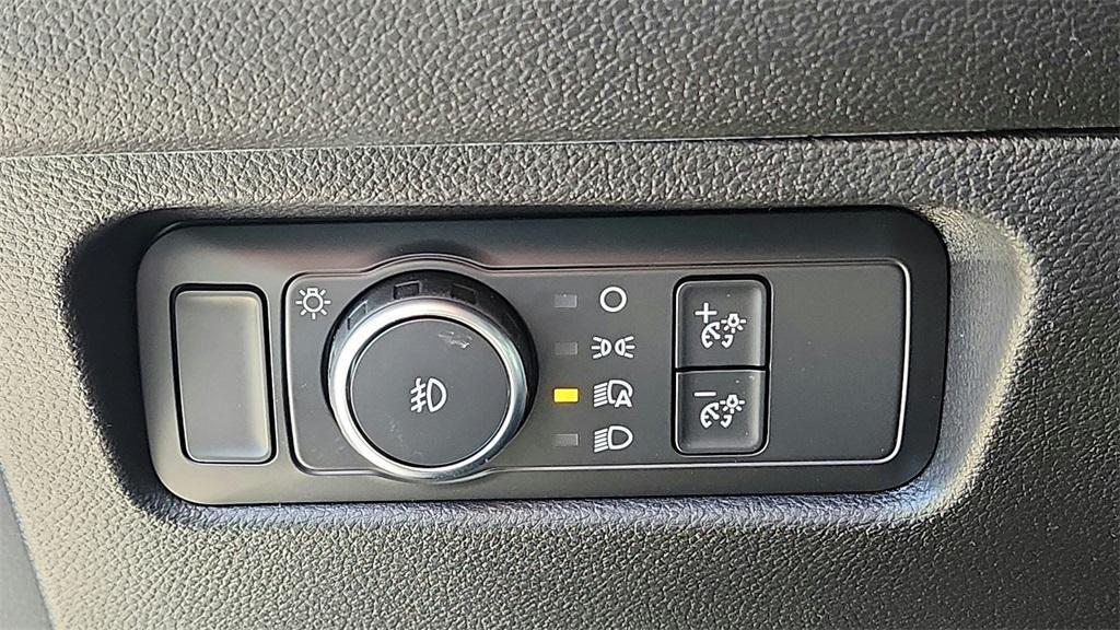 new 2025 Ford Ranger car, priced at $33,887