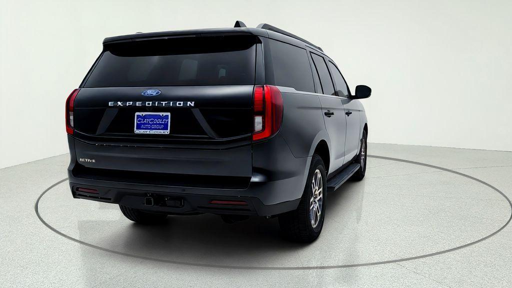 new 2026 Ford Expedition car, priced at $62,480