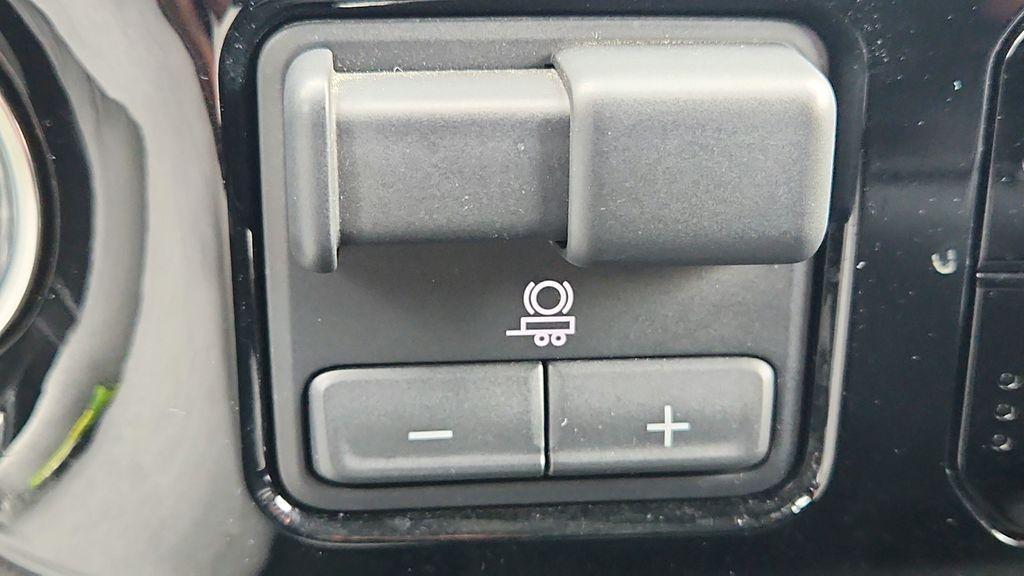 used 2025 GMC Sierra 1500 car, priced at $45,000