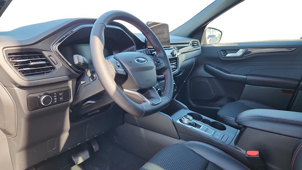 new 2026 Ford Escape car, priced at $25,882