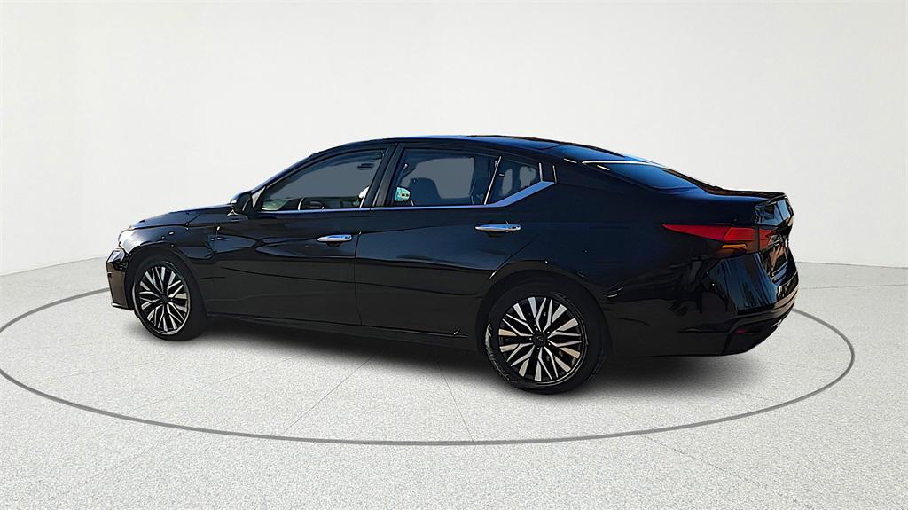 used 2023 Nissan Altima car, priced at $19,895