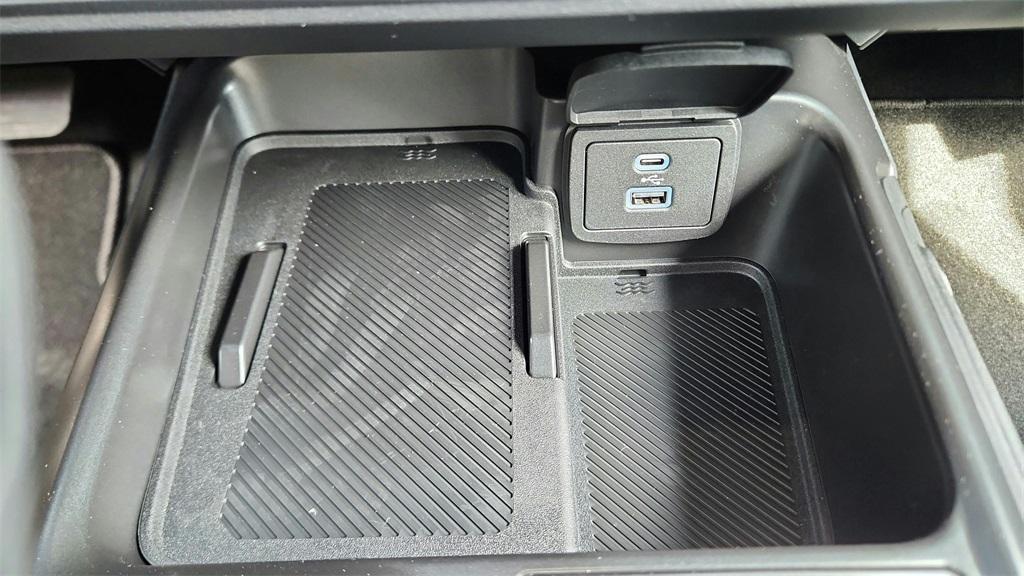 new 2025 Ford Bronco car, priced at $38,990