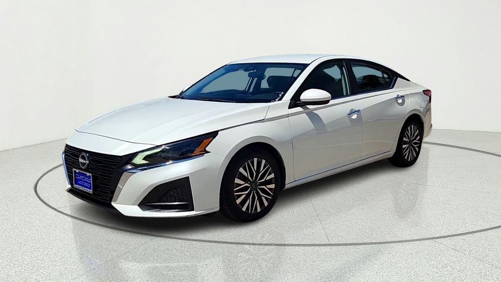 used 2023 Nissan Altima car, priced at $19,025