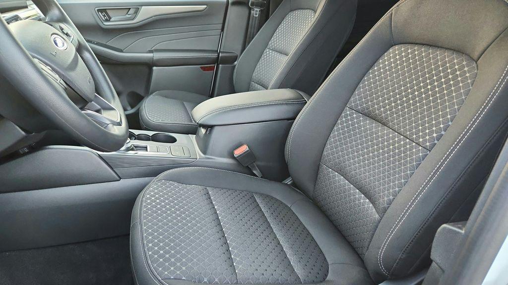 new 2026 Ford Escape car, priced at $25,076