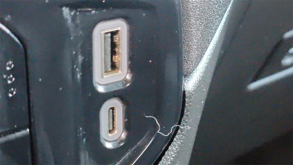 used 2025 Chevrolet Silverado 1500 car, priced at $36,988