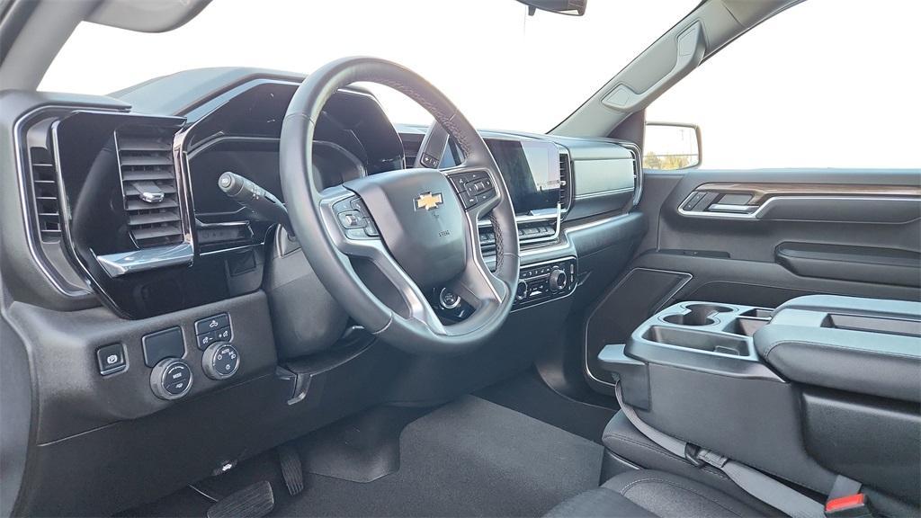used 2025 Chevrolet Silverado 1500 car, priced at $36,988