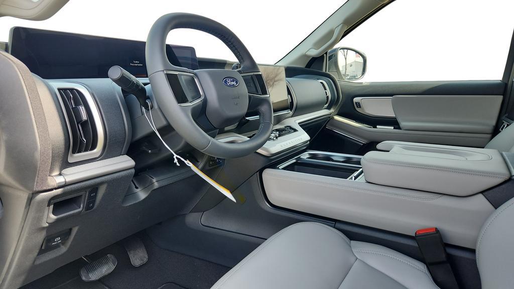 new 2026 Ford Expedition car, priced at $70,425