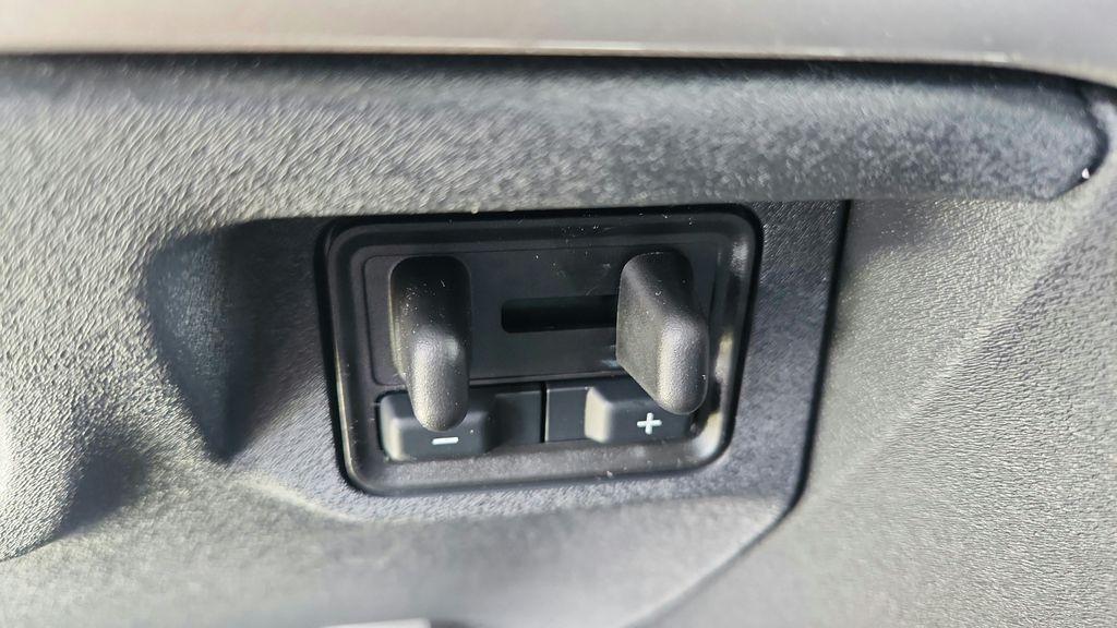 new 2026 Ford Expedition car, priced at $70,425