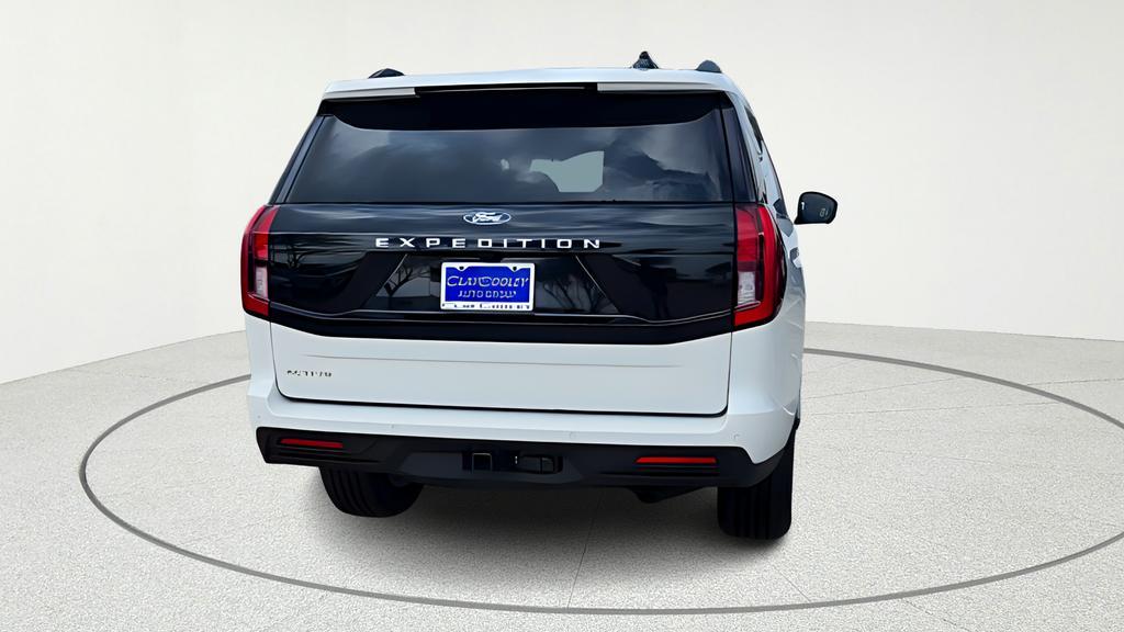 new 2026 Ford Expedition car, priced at $70,425